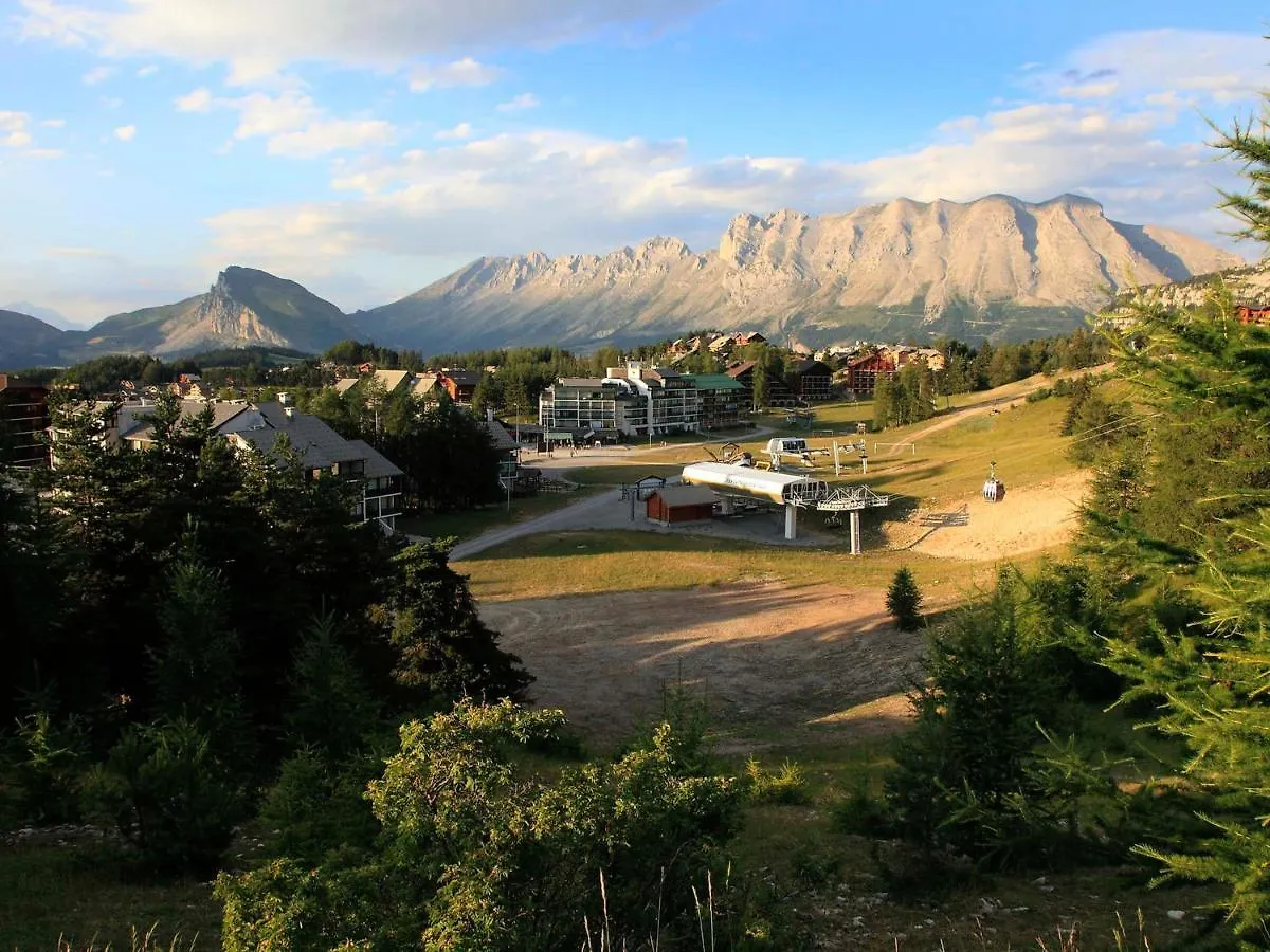 Chalet Renove 7 Pers Avec Terrasse, Local Ski Et Parking Gratuit - Fr-1-504-70 Le Devoluy